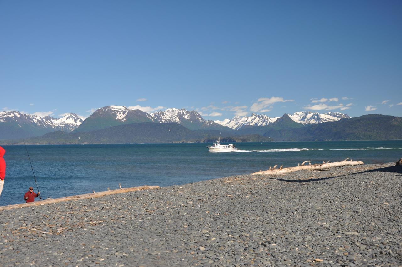 Frenchys Fishing And Adventure Cabins Sterling Extérieur photo